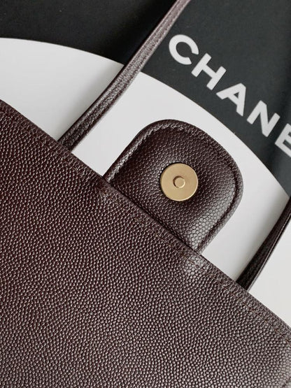 Elegant Leather Shoulder Bag