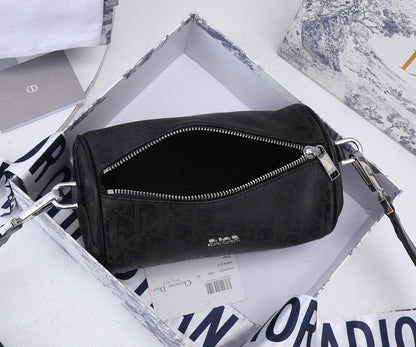 Elegant Refined Black Printed Leather Crossbody Bag