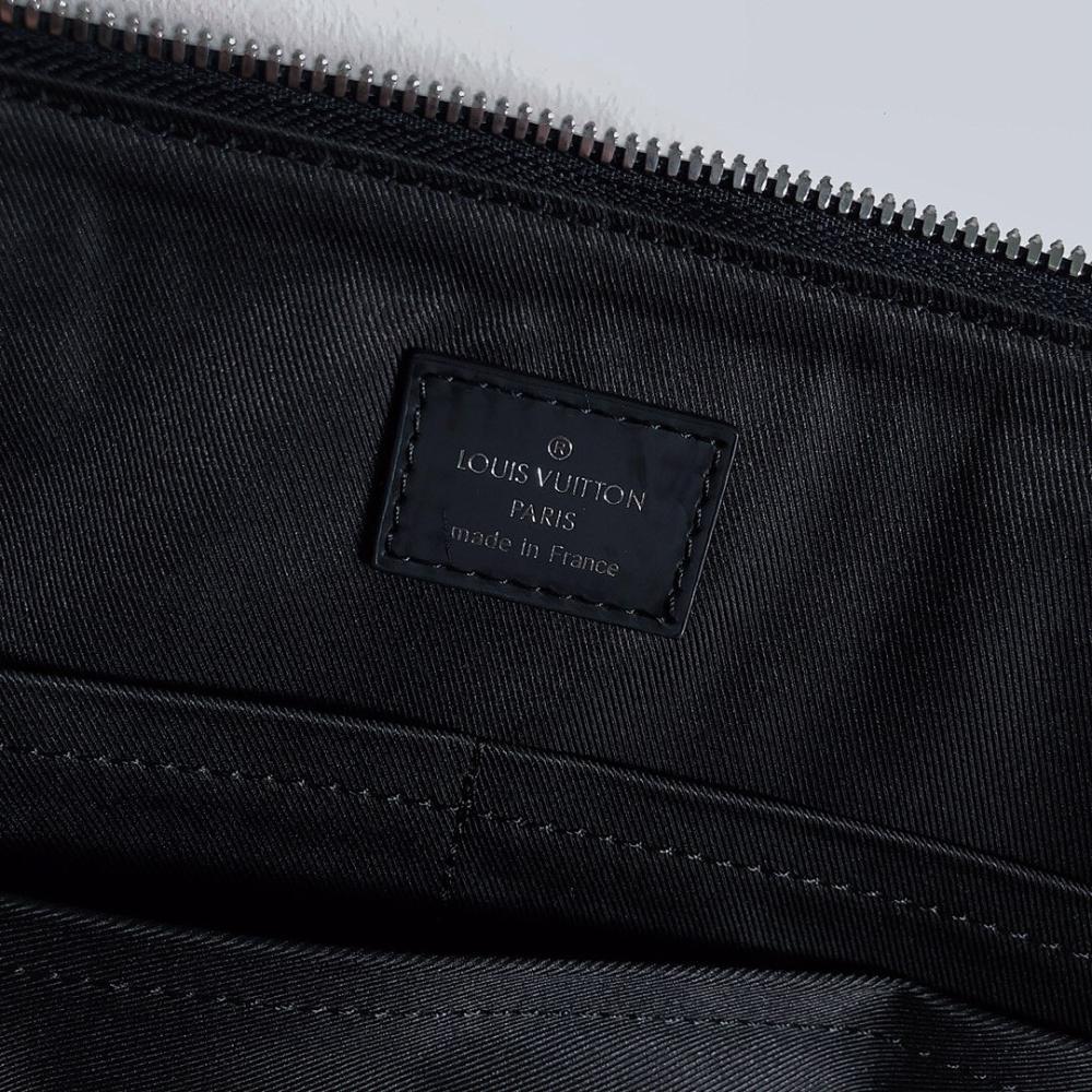 Modern Refined Silver Leather Travel Bag
