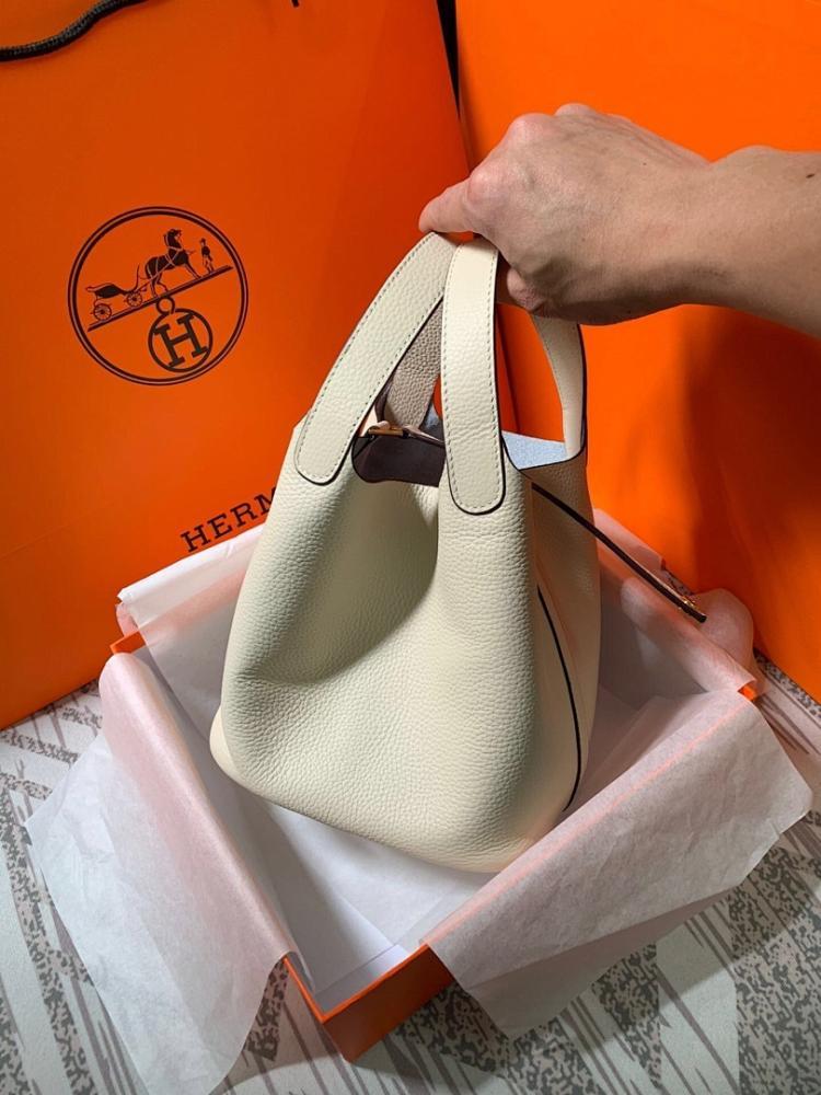 Alma Leather Tote Bag