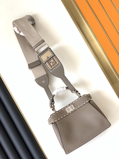 Elegant Leather Shoulder Bag