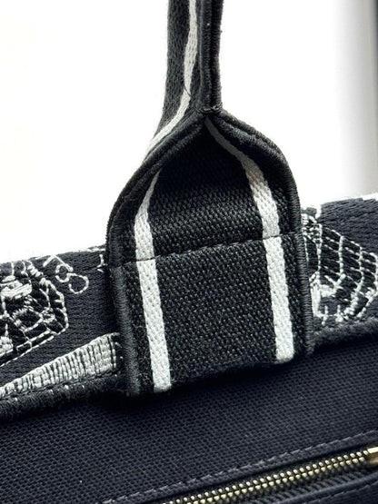 Modern Premium Embroidered Leather Shoulder Bag