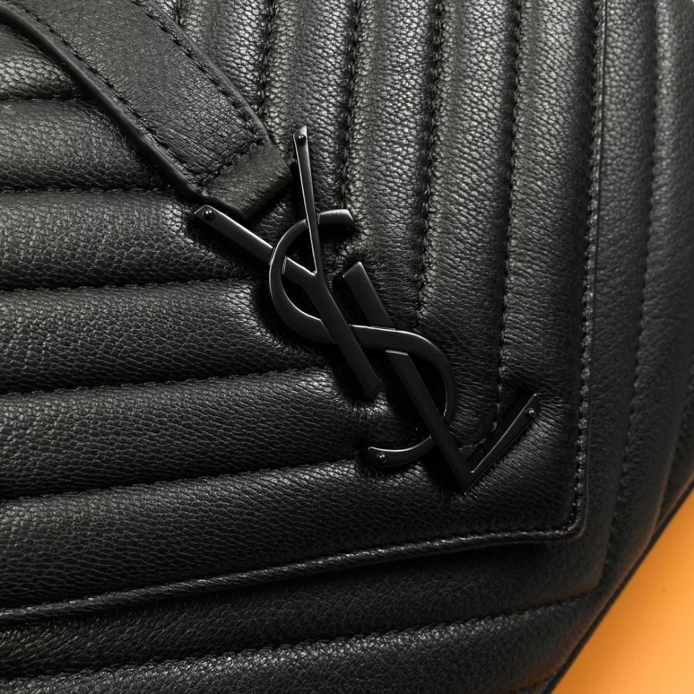 Classic Crossbody Bag