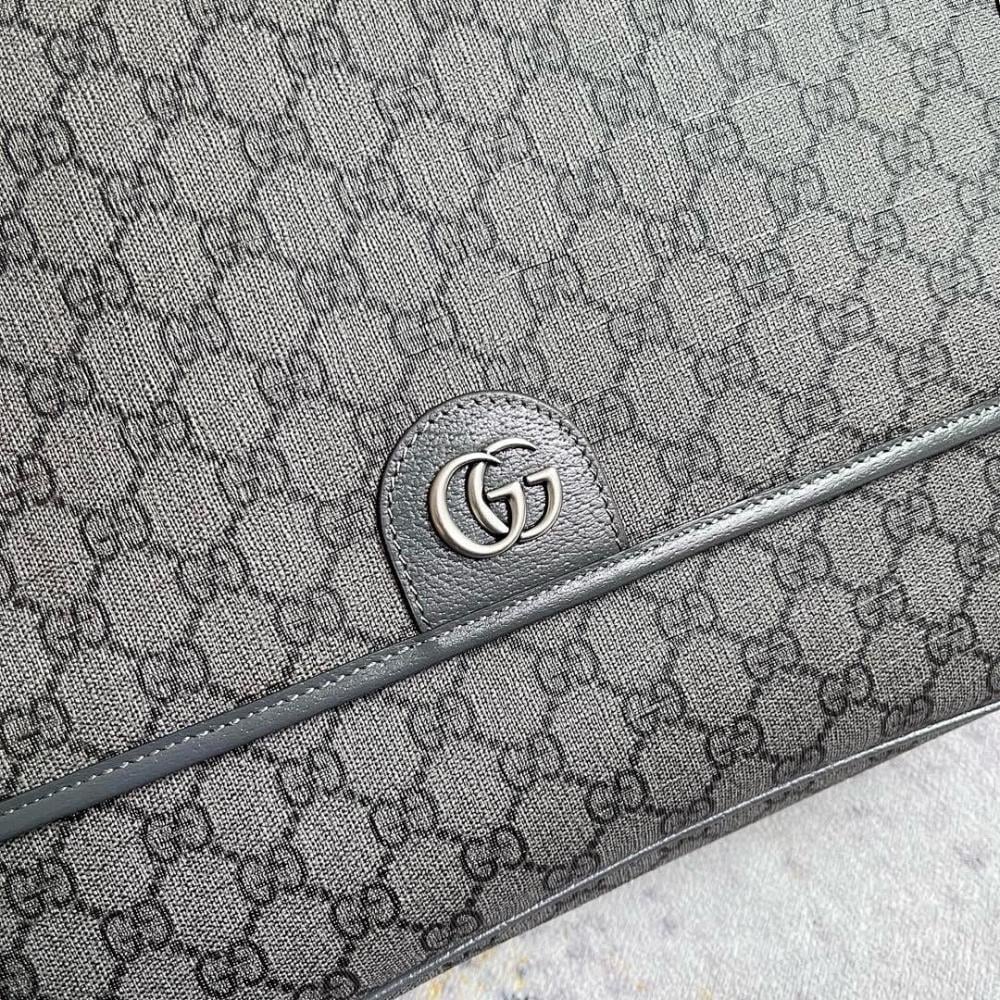 Classic Shoulder Bag – Limited Edition