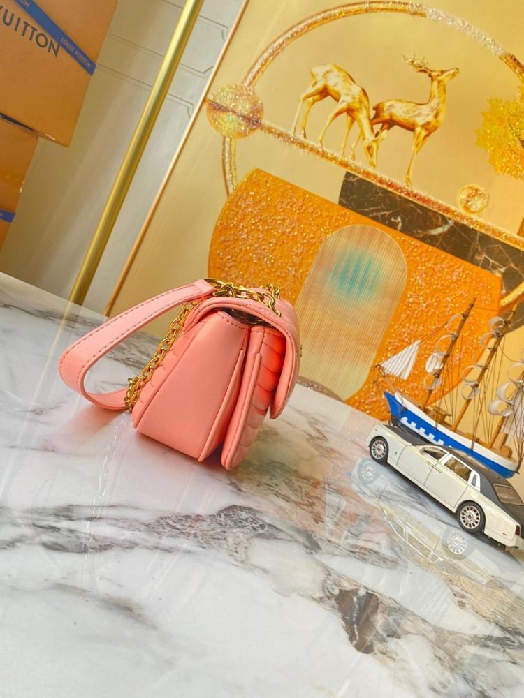 Modern Stylish Quilted Leather Shoulder Bag