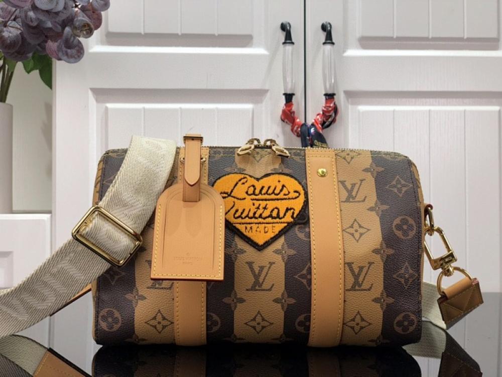 Classic Elegant Travel Bag