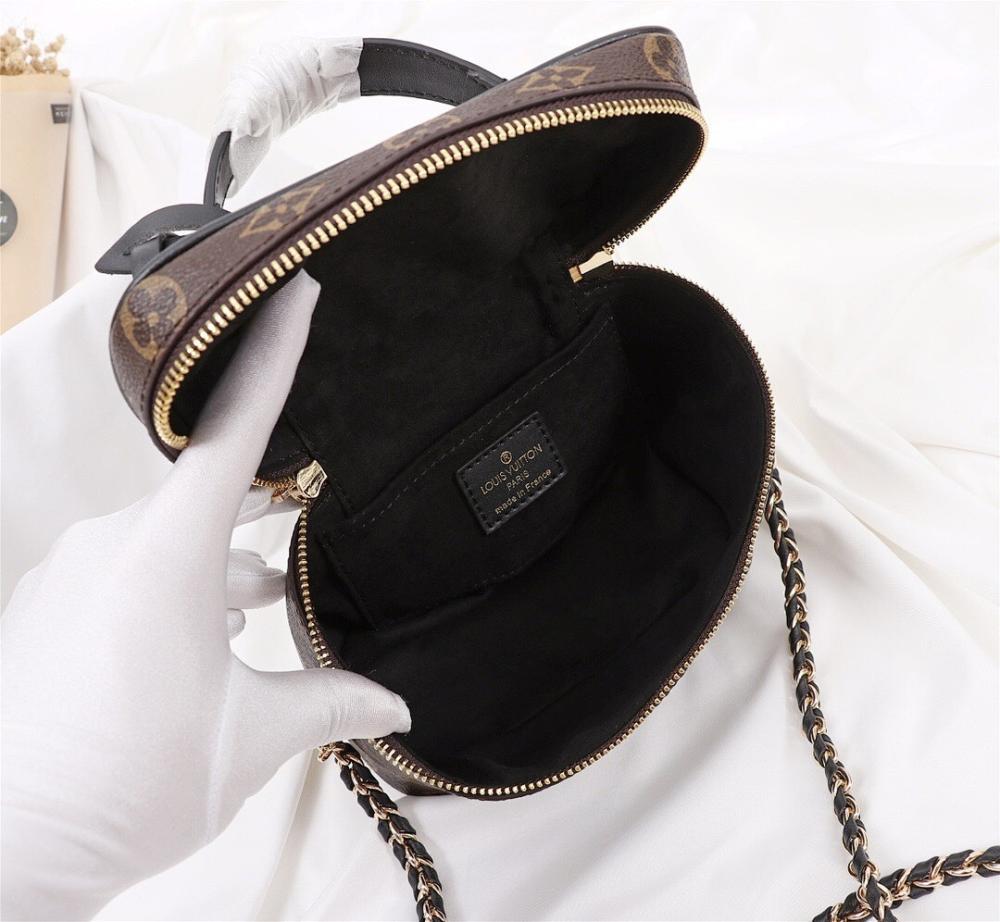 Classic Modern Woven Leather Shoulder Bag