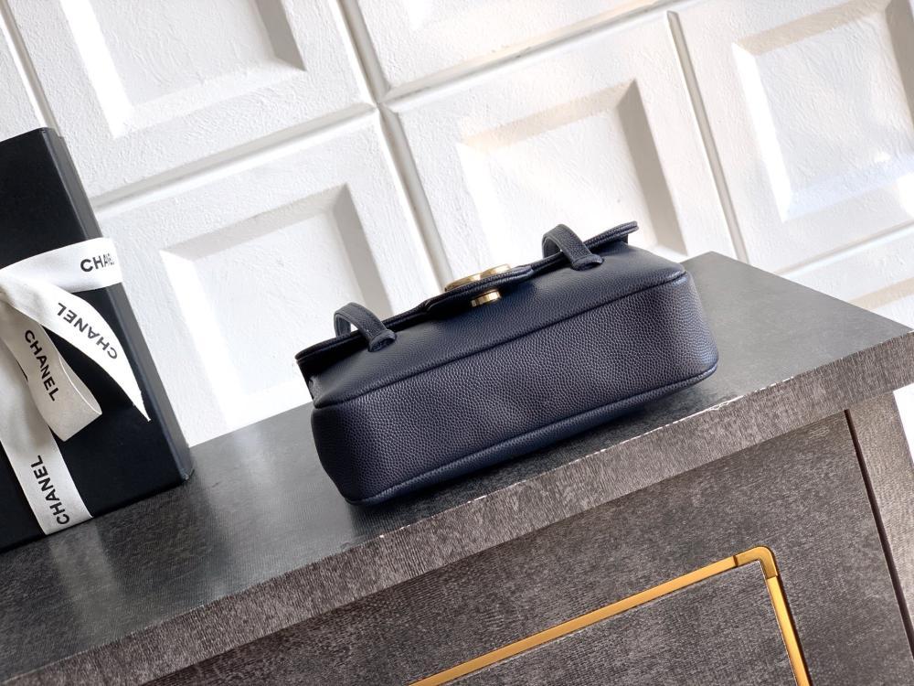 Classic Leather Shoulder Bag