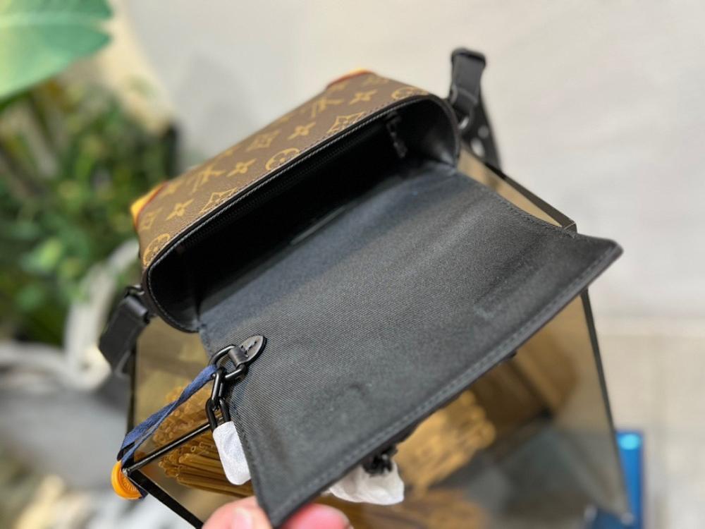 Stylish Refined Shoulder Bag