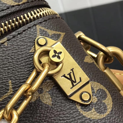 Elegant Shoulder Bag