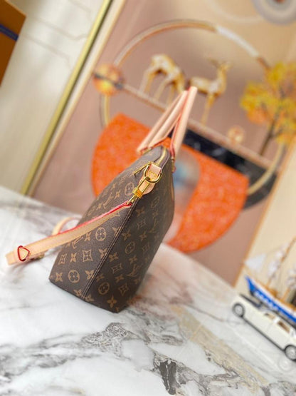 Italian-Inspired Luxury Leather Crossbody Bag