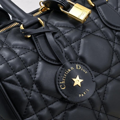 Modern Refined Leather Shoulder Bag