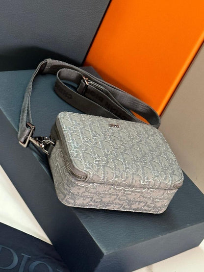 Modern Stylish Quilted Leather Shoulder Bag