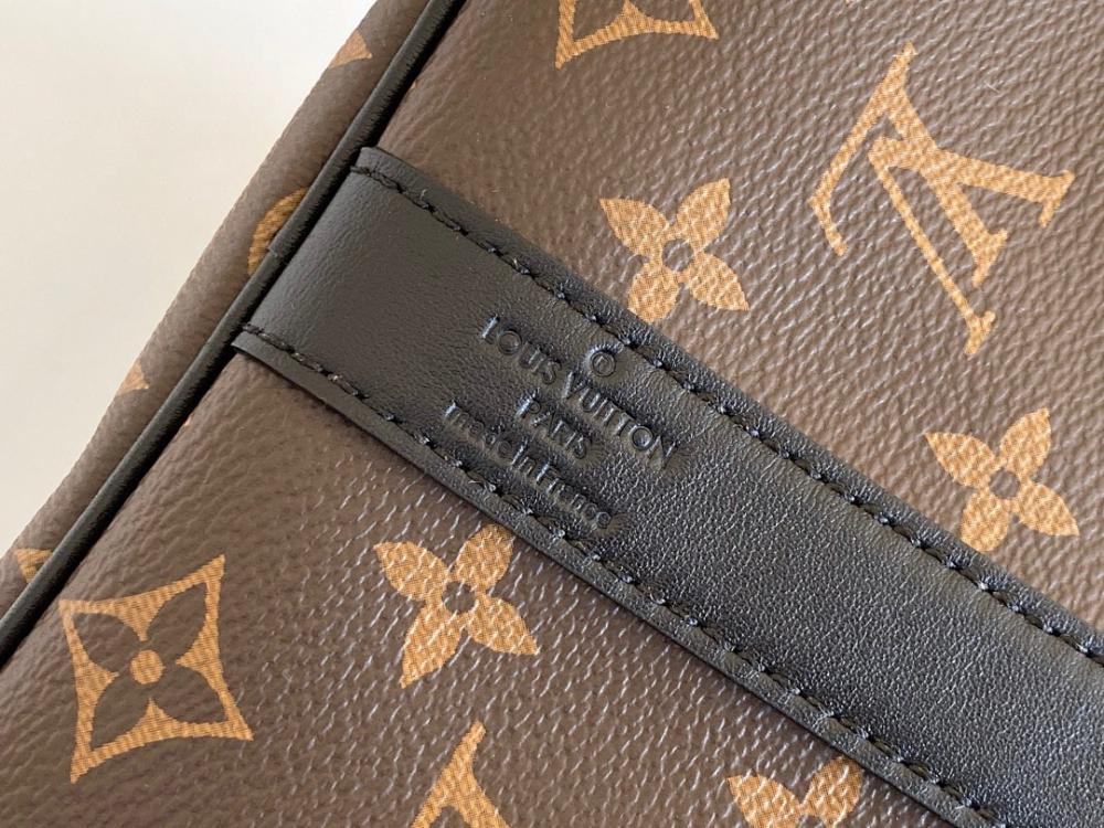 Luxury Refined Quilted Leather Shoulder Bag