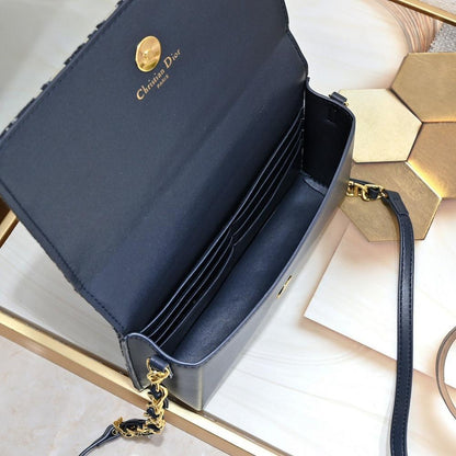 Modern Printed Leather Shoulder Bag – Special Edition