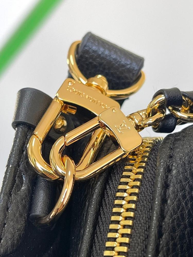 Modern Leather Shoulder Bag