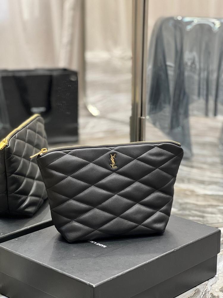Classic Modern Quilted Leather Shoulder Bag
