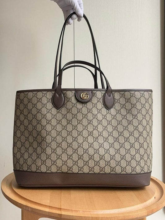 Modern Luxury Shoulder Bag – Special Edition