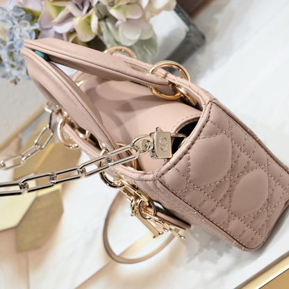 Luxury Stylish Leather Shoulder Bag – Special Edition