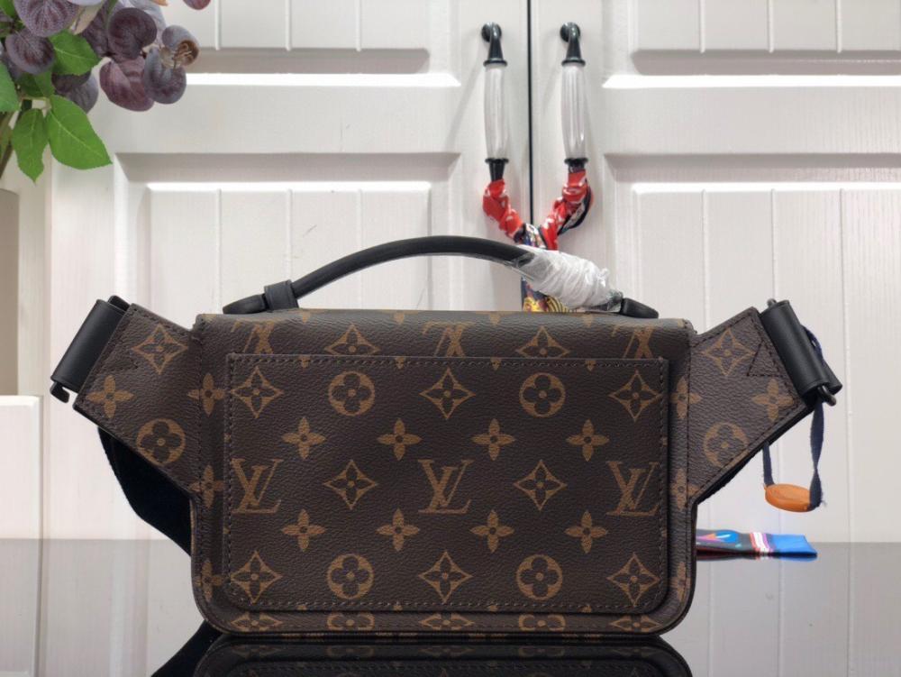 Elegant Shoulder Bag