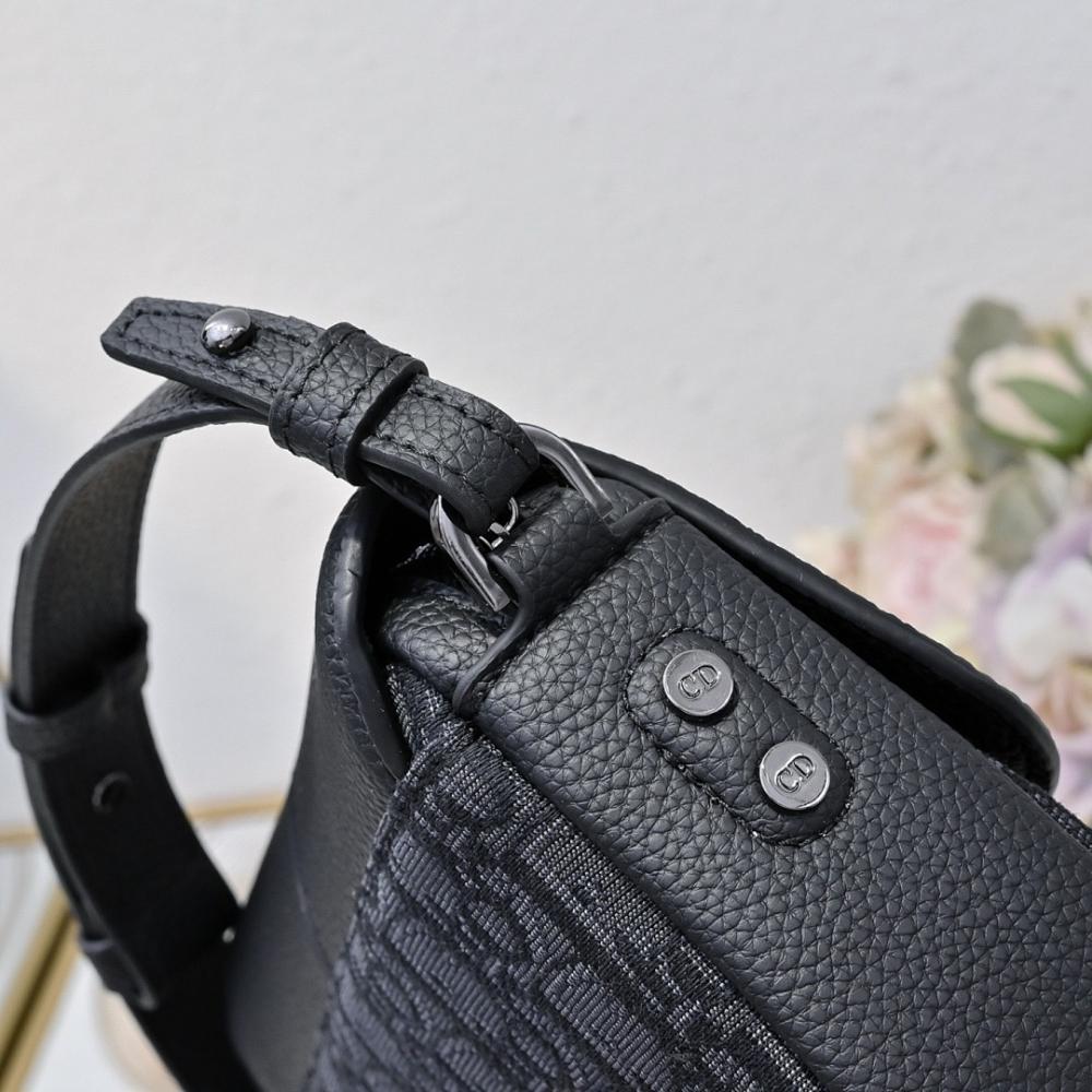 Classic Refined Calfskin Shoulder Bag