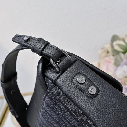 Classic Refined Calfskin Shoulder Bag