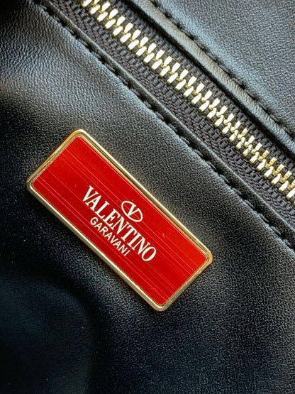 Classic Luxury Leather Shoulder Bag