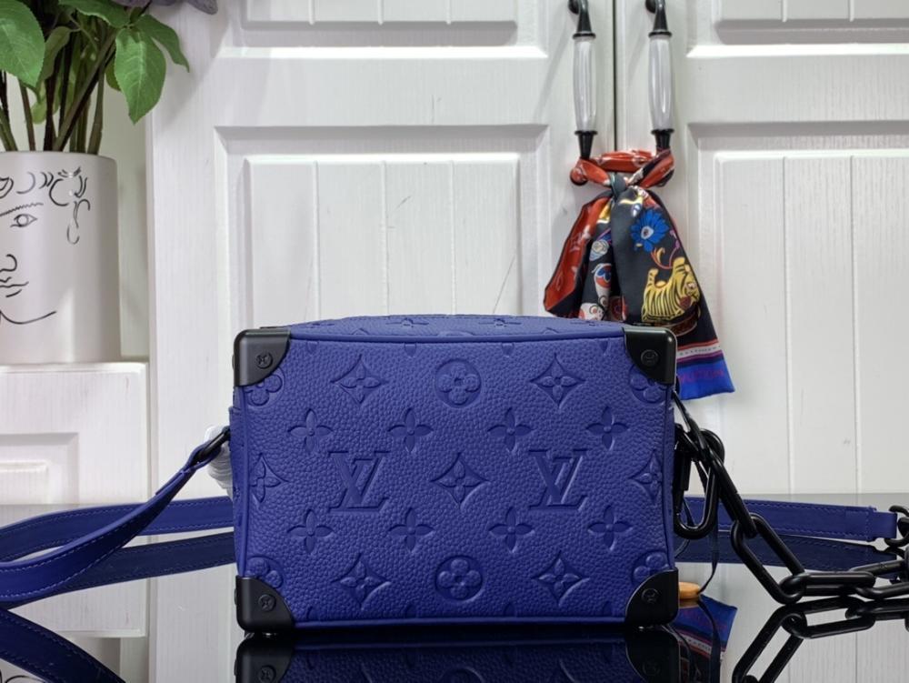 Elegant Shoulder Bag