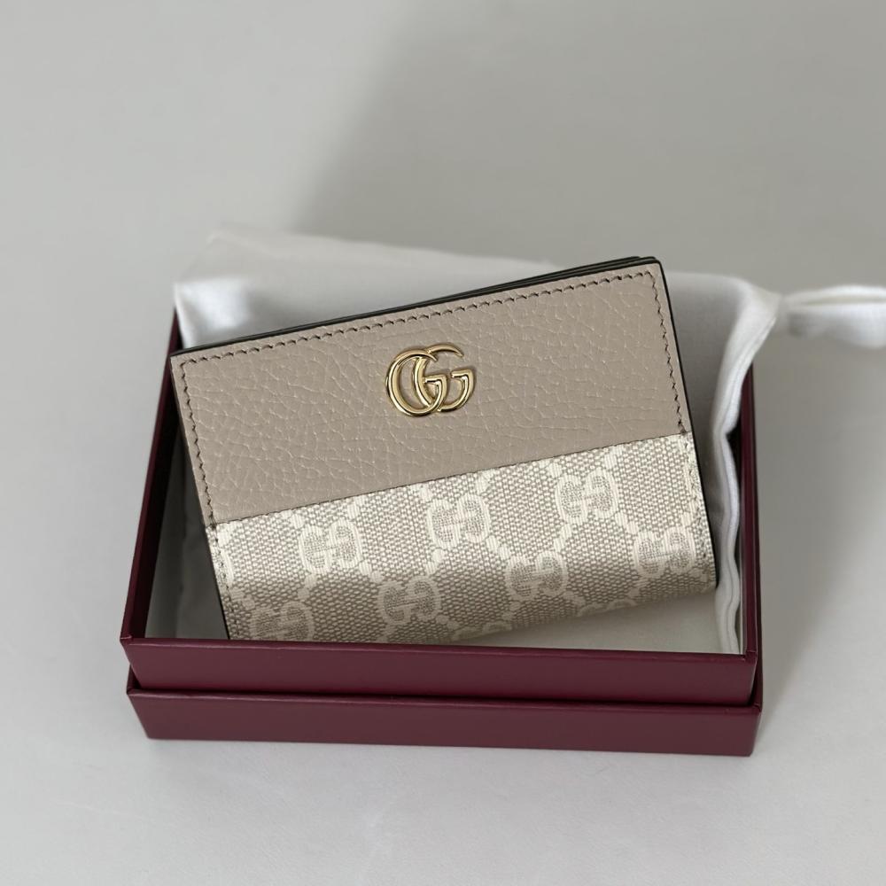 Elegant Wallet