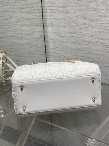 Alma Leather Shoulder Bag