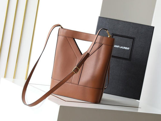 Luxury Stylish Leather Travel Bag – Limited Edition