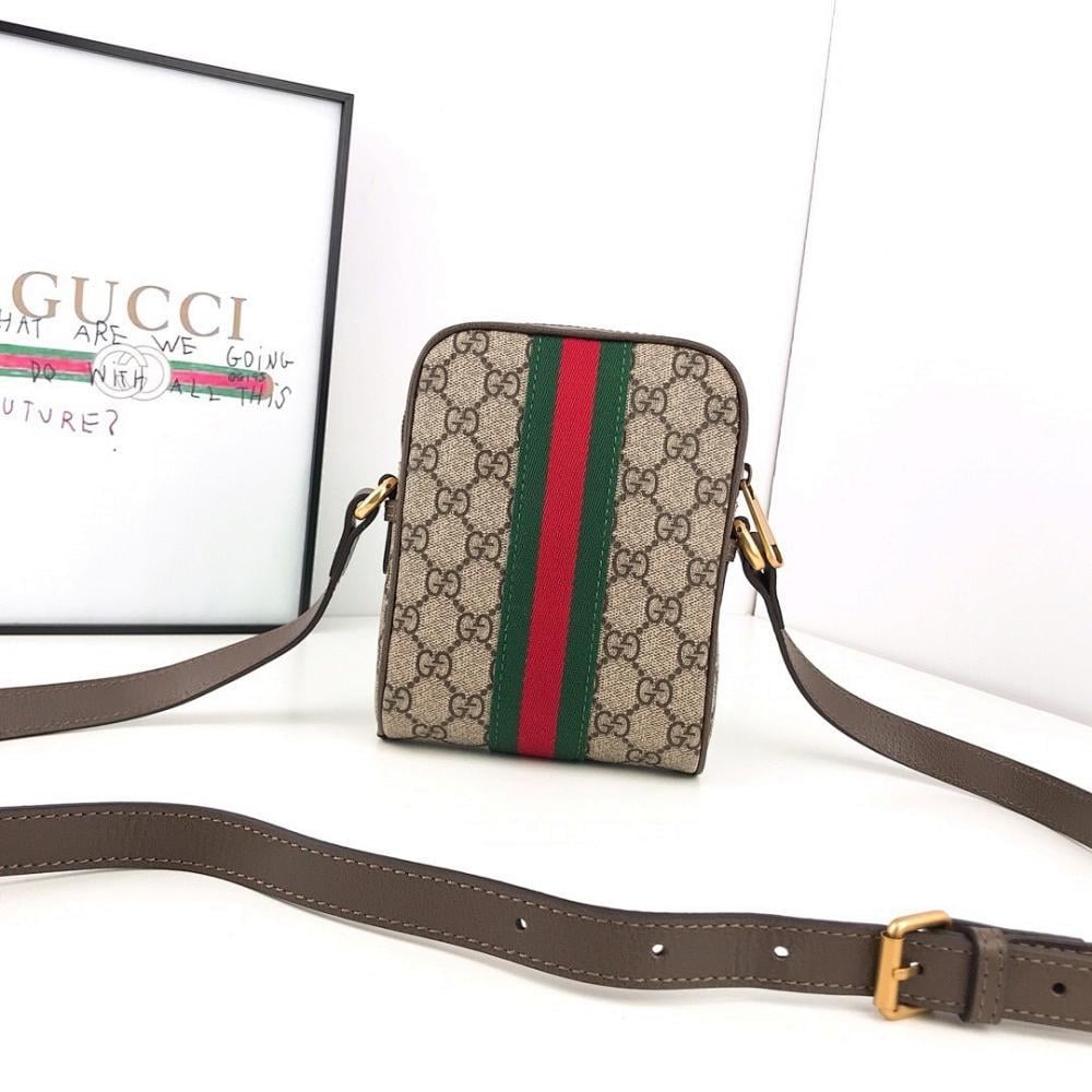 Italian-Inspired Elegant Shoulder Bag