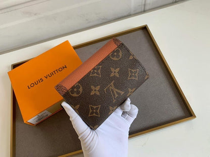 Italian-Inspired Luxury Gold Canvas Wallet
