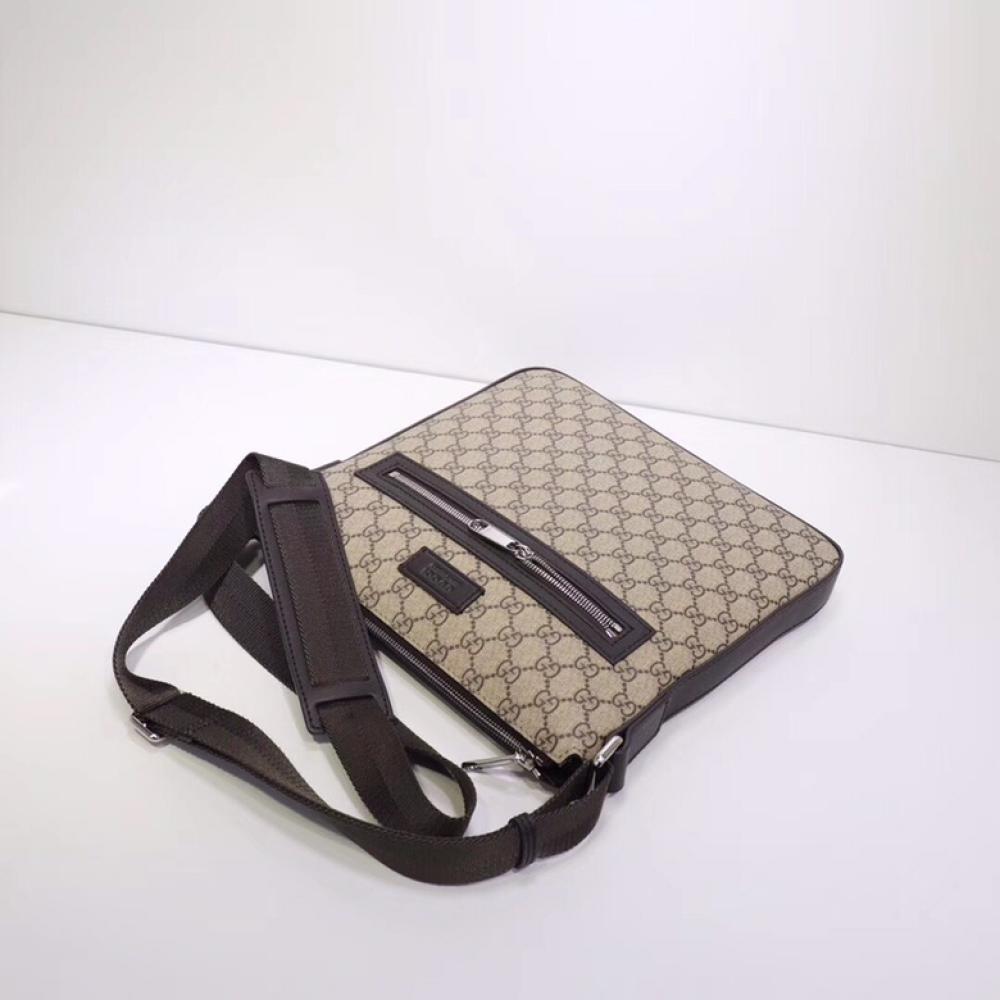 Classic Shoulder Bag