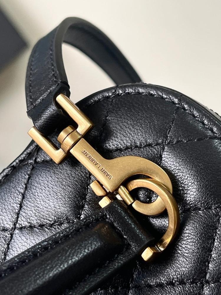 Modern Luxury Black Leather Shoulder Bag – Special Edition