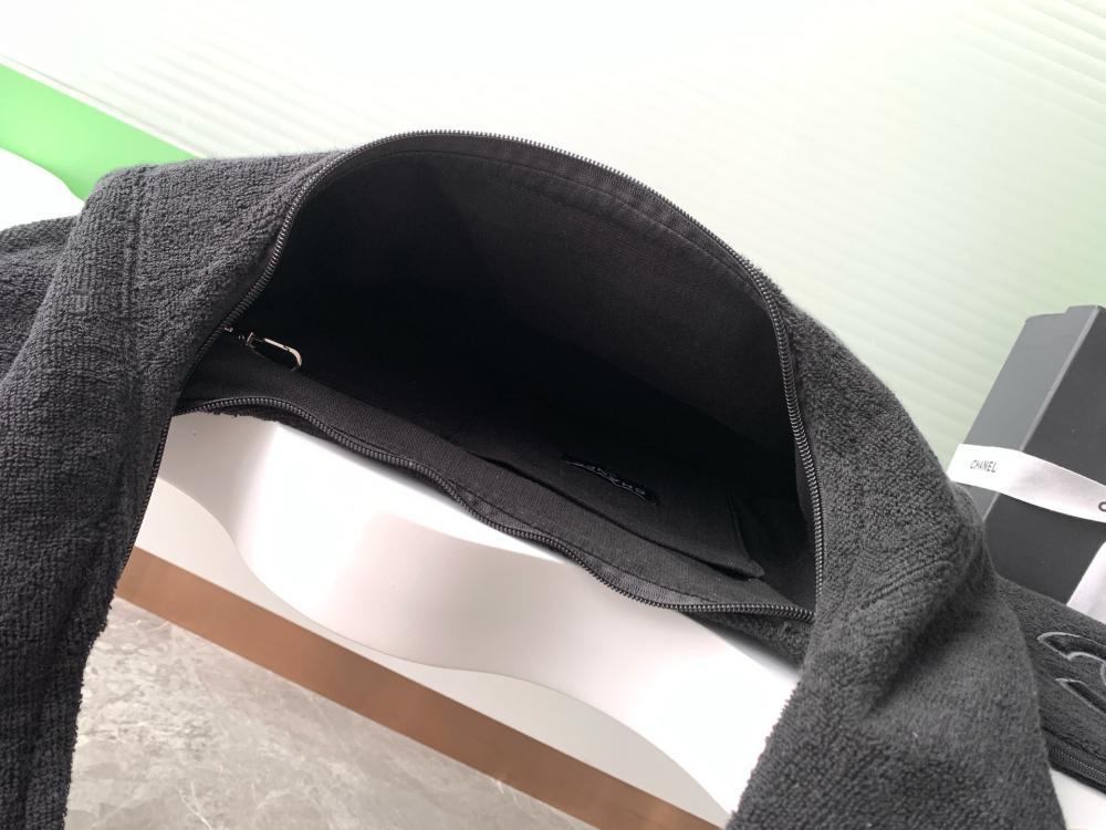 Elegant Tote Bag