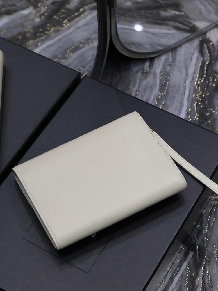 Modern Stylish Lambskin Top Handle Bag