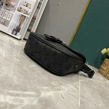 Luxury Stylish Leather Shoulder Bag – Limited Edition