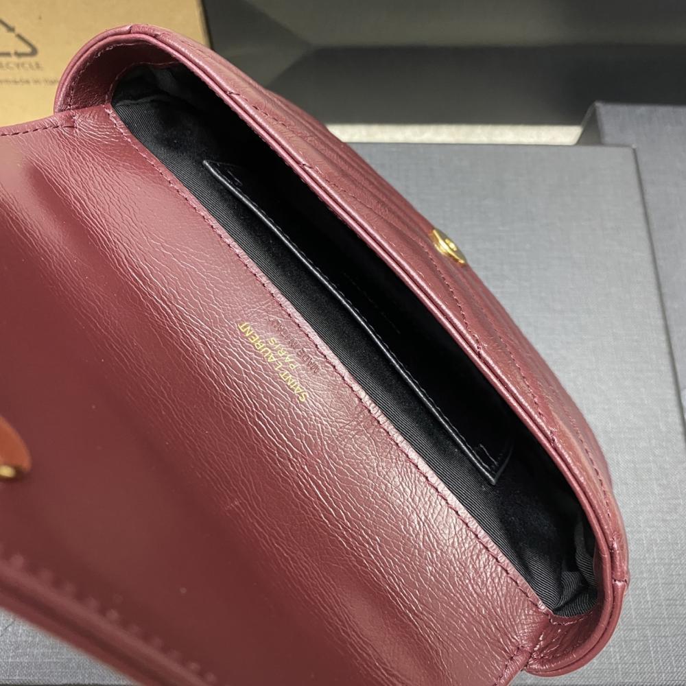 Classic Crossbody Bag