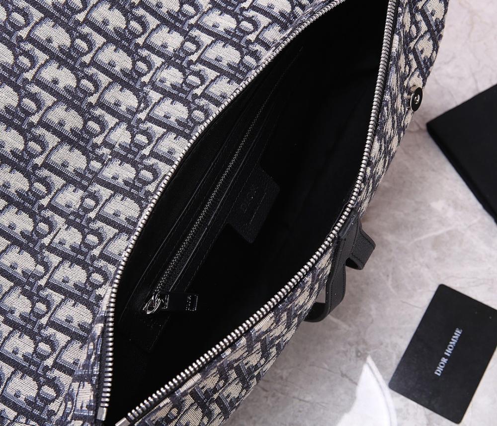 Saddle Black Calfskin Crossbody Bag