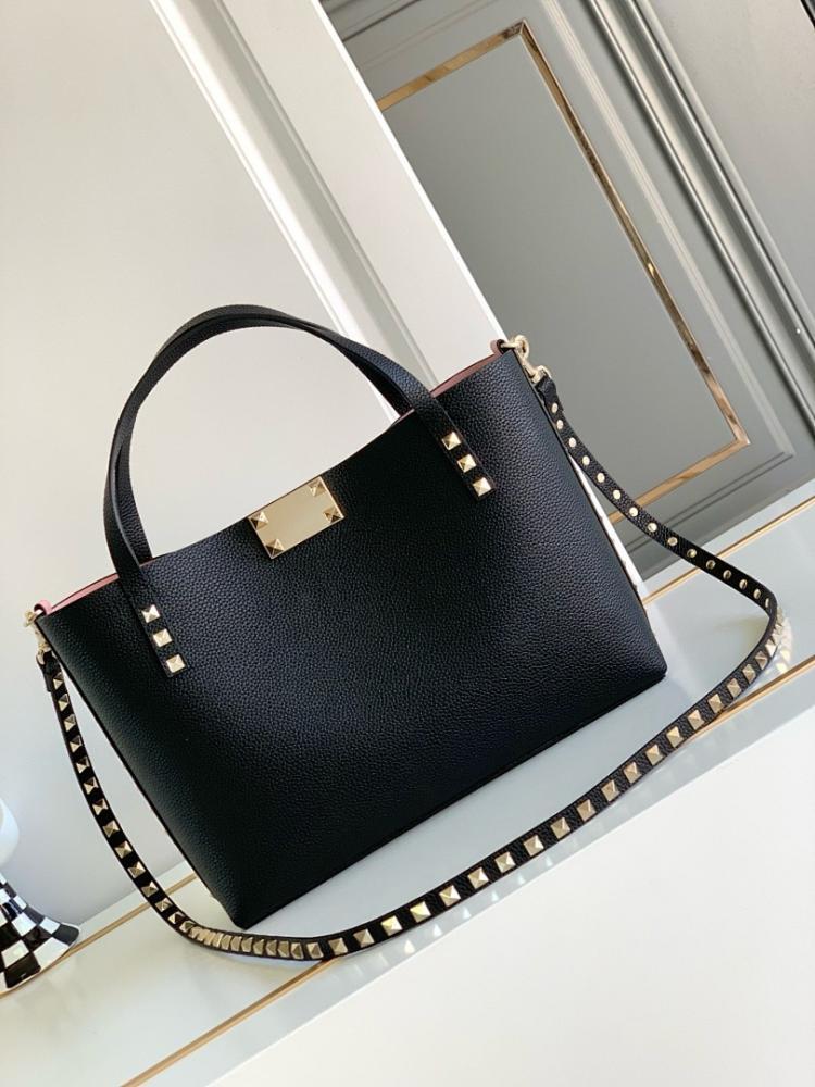 Classic Refined Embroidered Calfskin Shoulder Bag