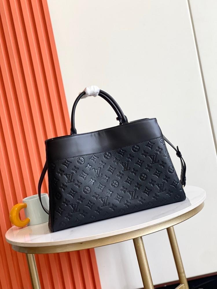Modern Elegant Leather Bag
