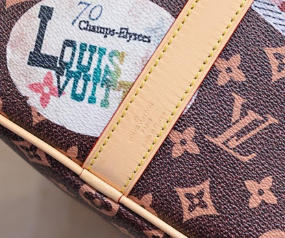 Stylish Refined Leather Crossbody Bag