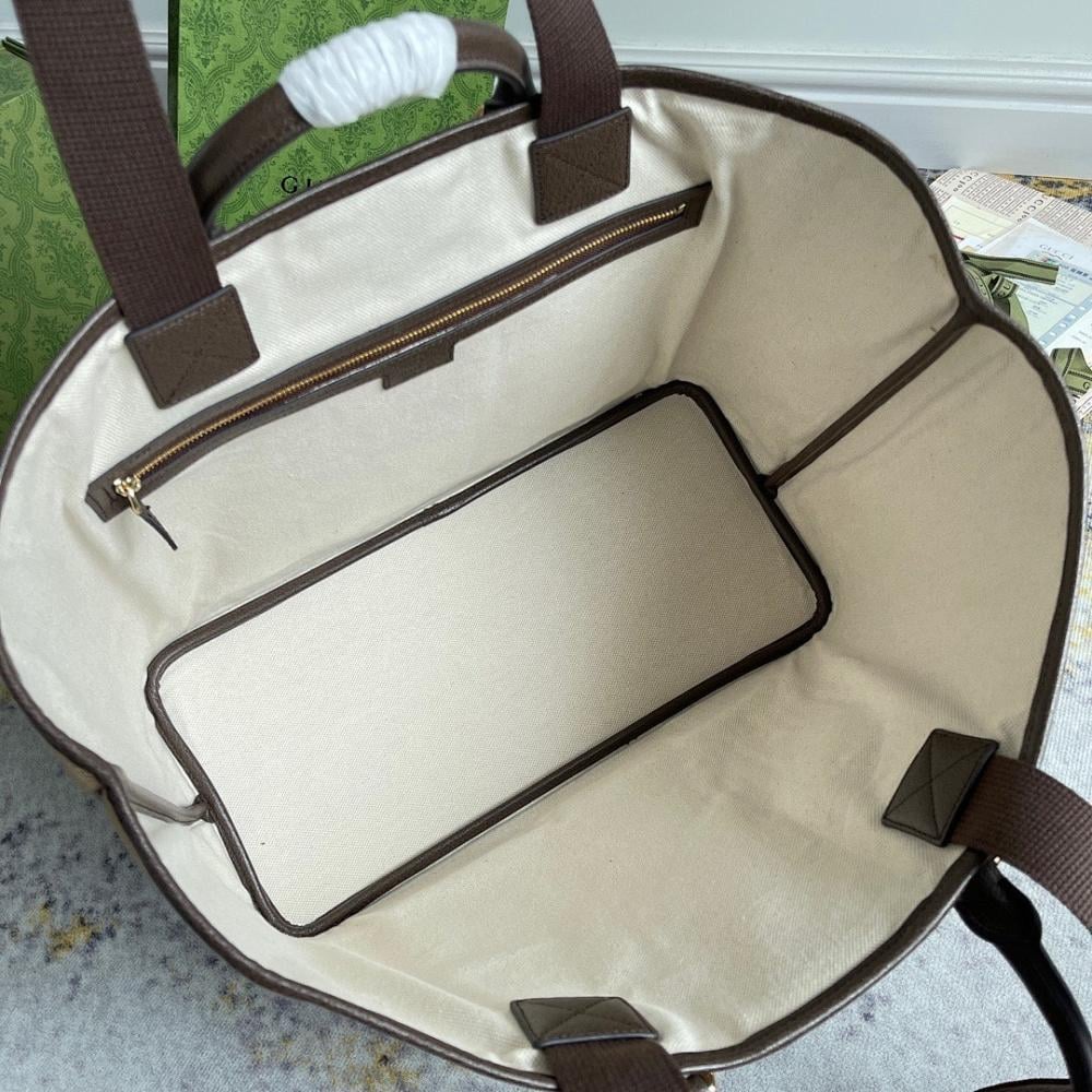 Modern Italian-Inspired Crossbody Bag