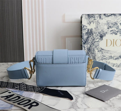 Stylish Shoulder Bag – Limited Edition