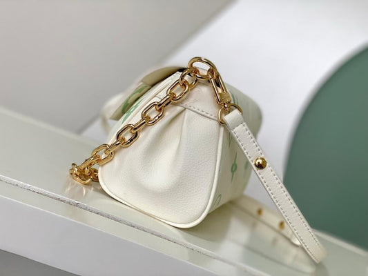 Alma Green Leather Shoulder Bag