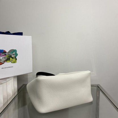 Elegant Leather Top Handle Bag