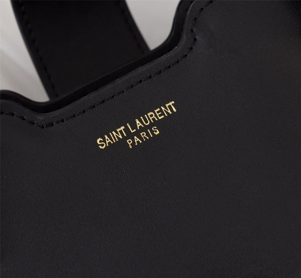 Modern Leather Crossbody Bag – Limited Edition
