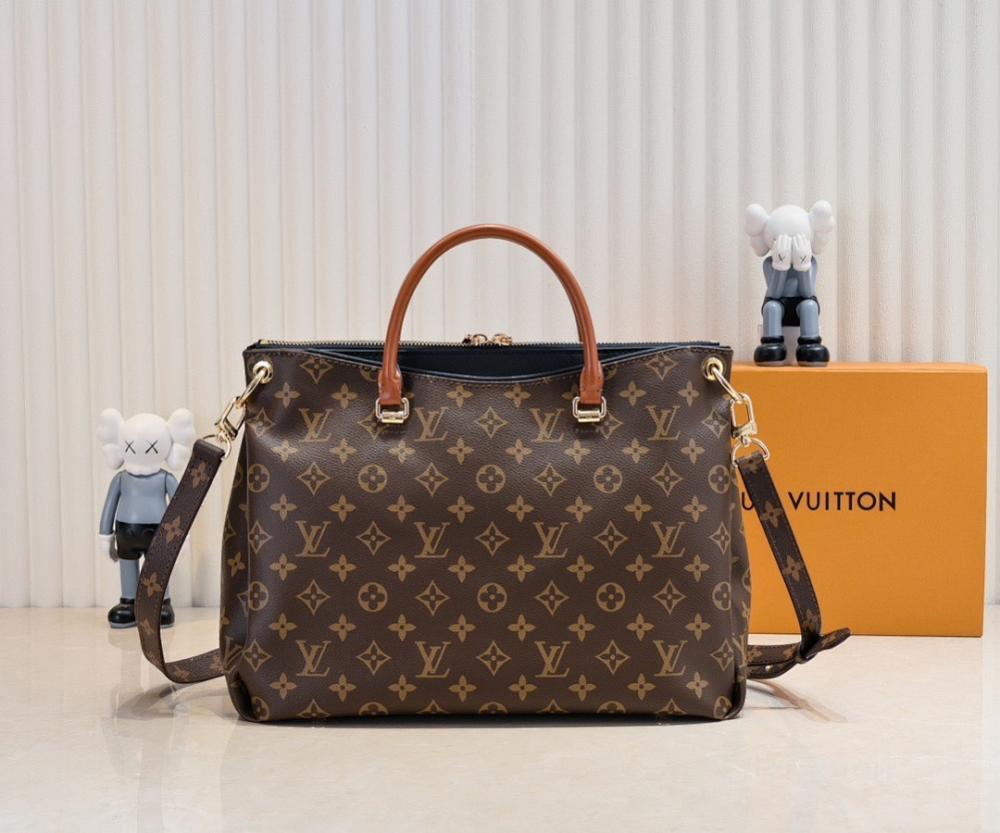 Stylish Shoulder Bag – Special Edition