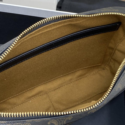 Classic Shoulder Bag